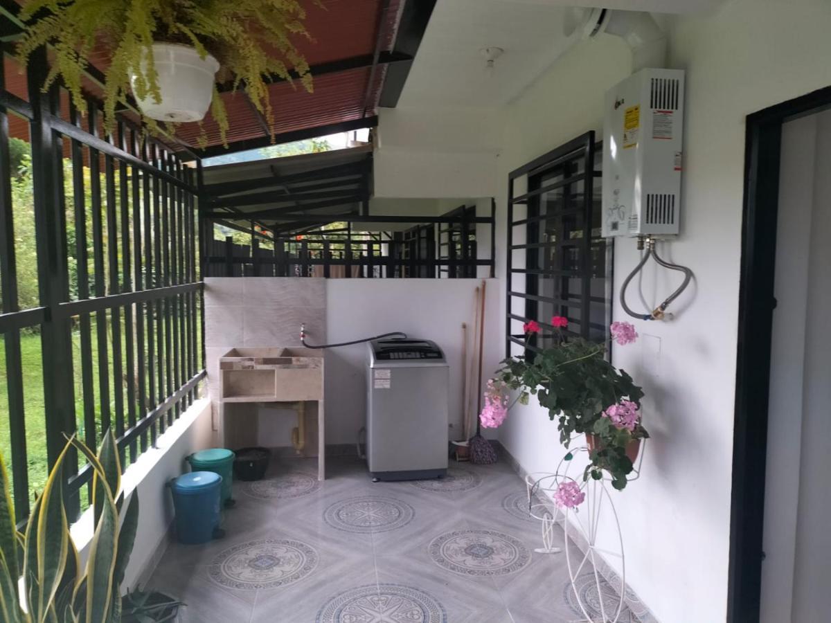 Apartamentos Family Santa Rosa de Cabal Exteriör bild