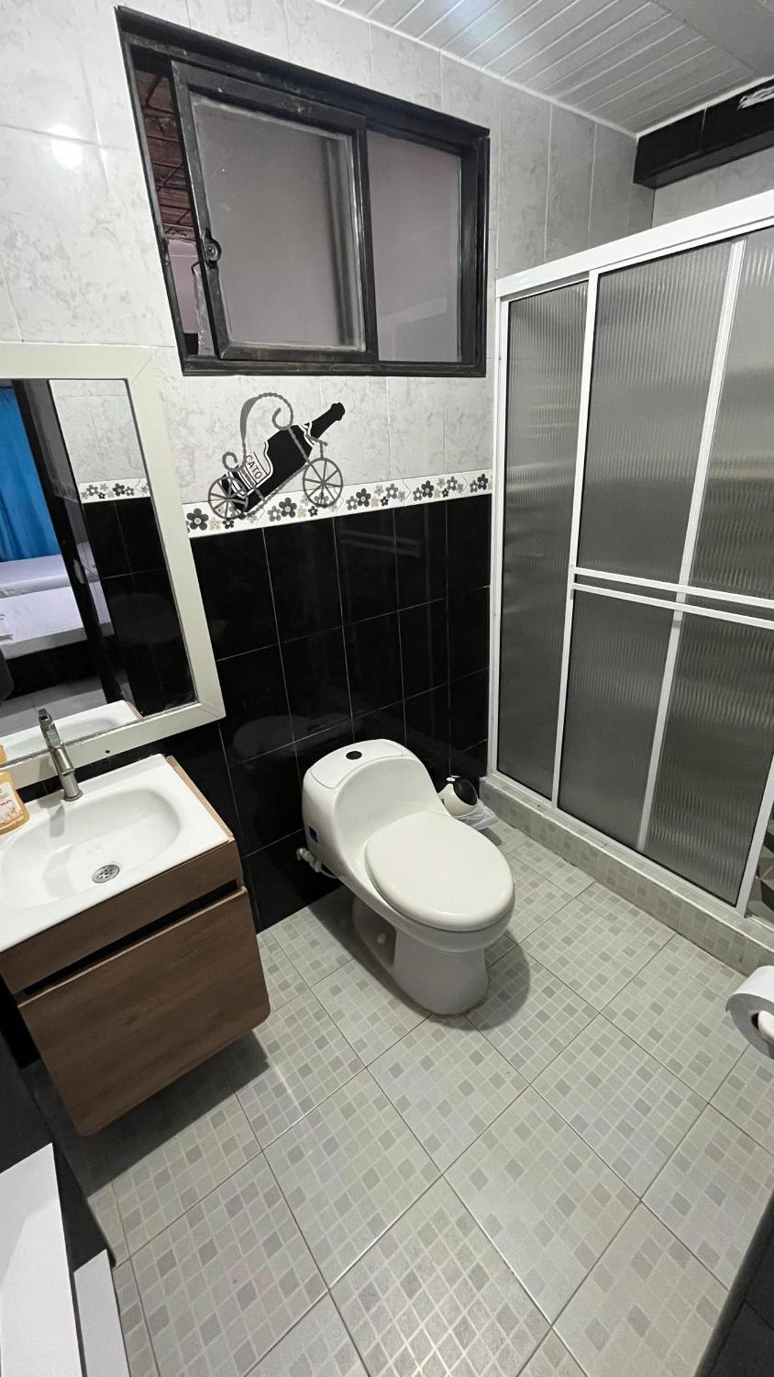 Apartamentos Family Santa Rosa de Cabal Exteriör bild