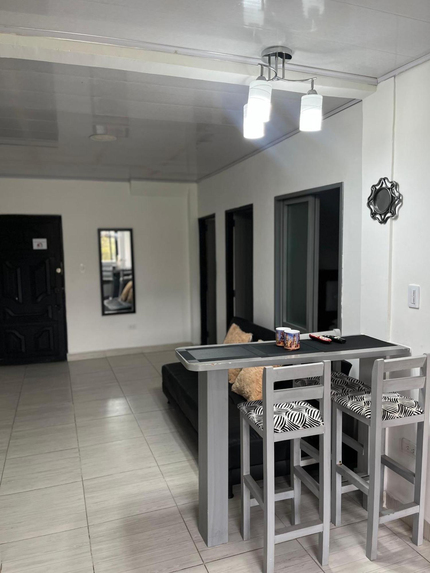 Apartamentos Family Santa Rosa de Cabal Exteriör bild